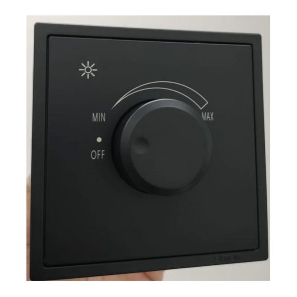 Switch and Socket 4_1024x1024
